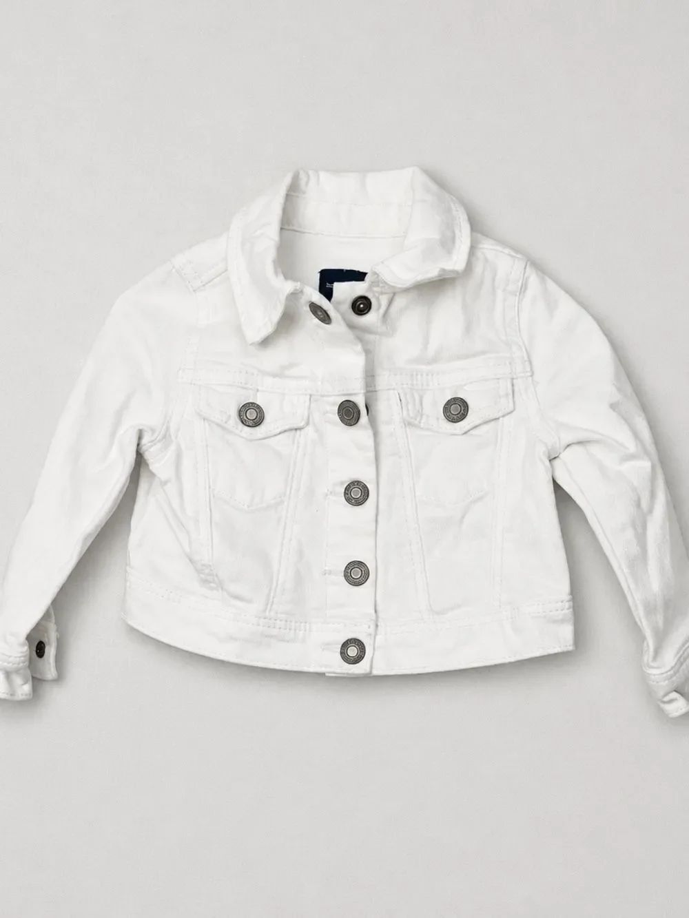 Baby Gap white denim jacket snap close size 12-18 months